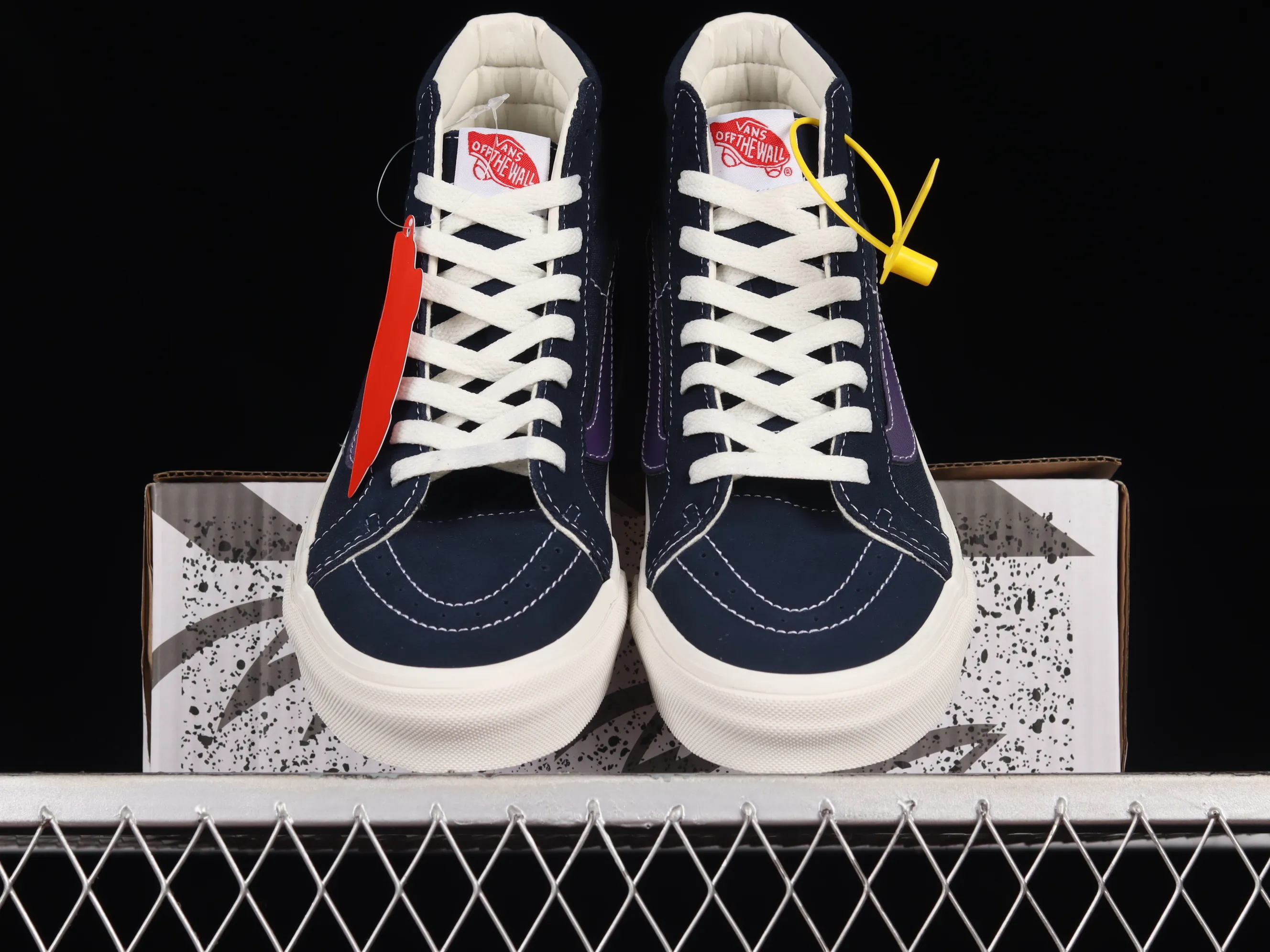 All categories Vans Vans series Vans Hi Vans high-top Vans SK8-Hi Lx Vans official navy blue high-top casual sneakers VN0A4BVB20T